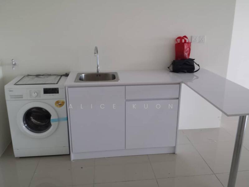 Untuk Disewa - Menara Geno