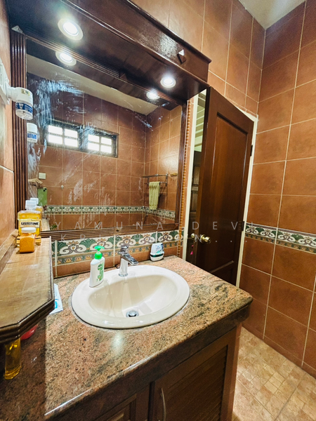 For Sale - Bungalow at Jalan Ipoh