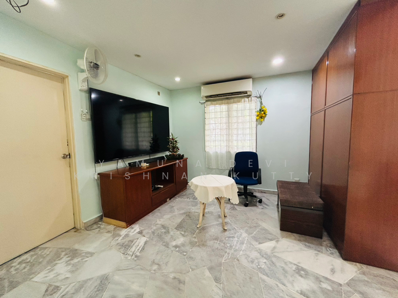 For Sale - Bungalow at Jalan Ipoh