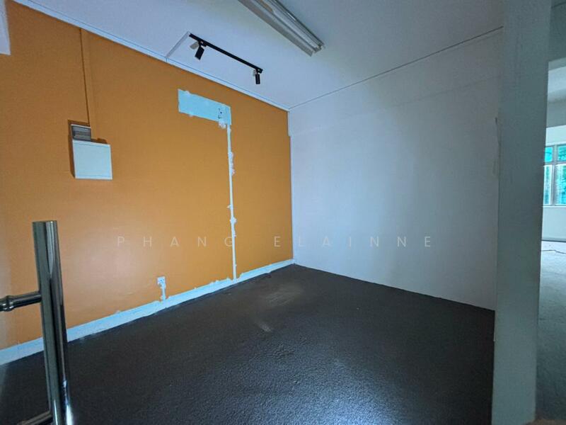 For Rent - Taman Molek