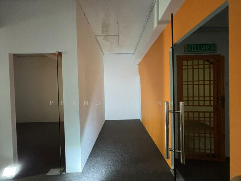 For Rent - Taman Molek