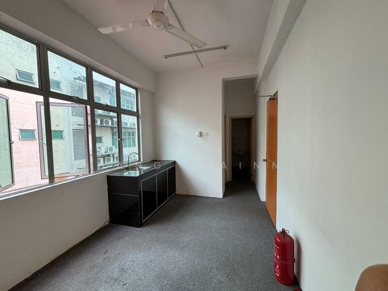 For Rent - Taman Molek