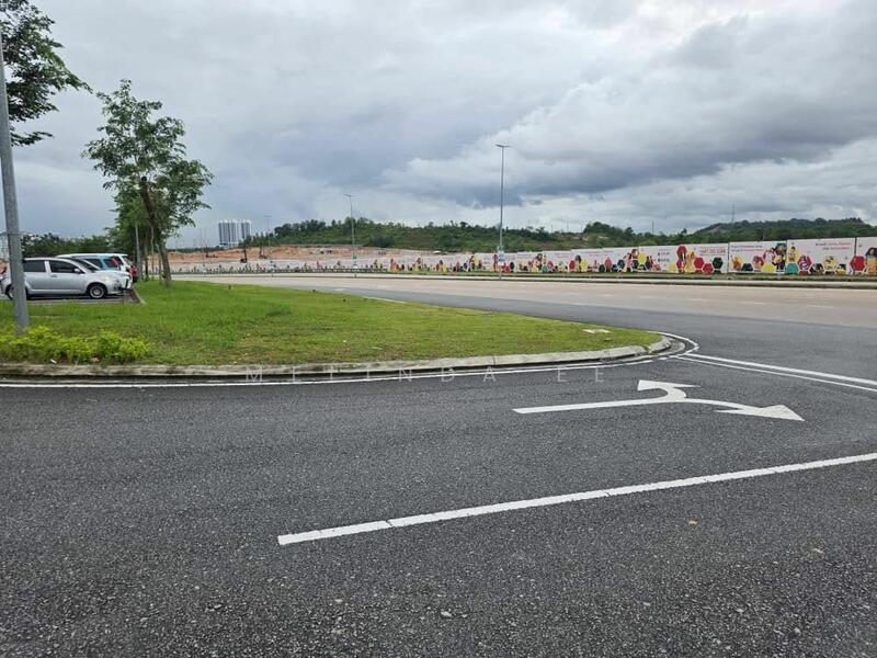 Untuk Disewa - Iskandar Puteri Horizon Hills Nice 3 Storey Shoplot (1st Floor) Corner