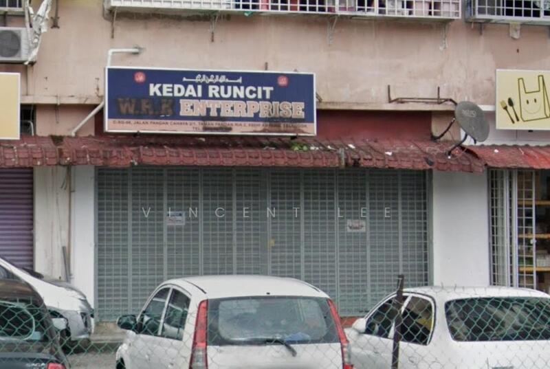 Untuk Dijual - Gnd Floor Shop Apartment for Sale at Pandan Cahaya