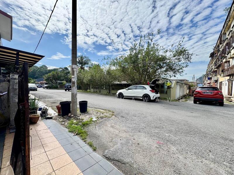 For Sale - Taman Pinggiran Batu Caves