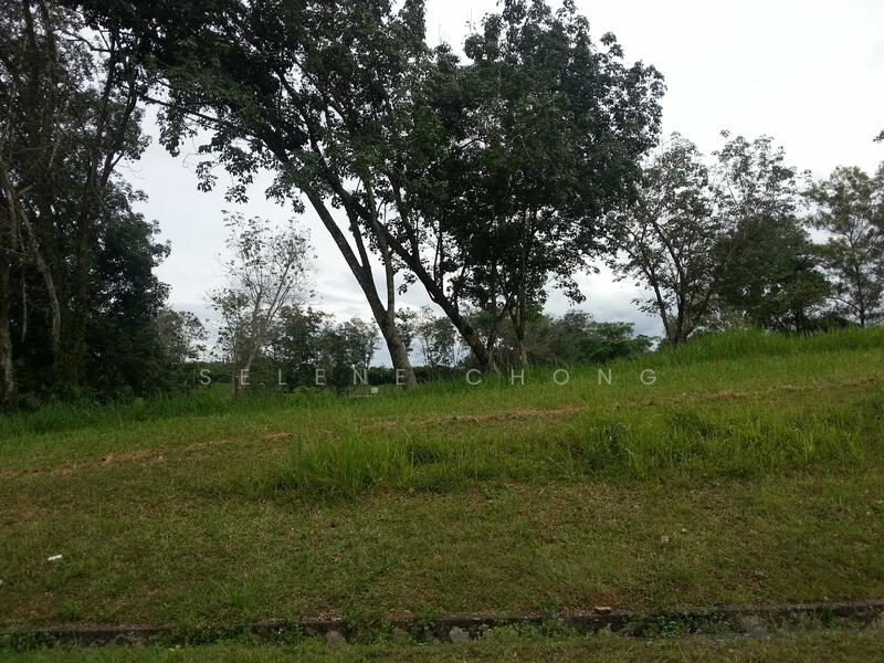 For Sale - Bungalow Land at College Heights Garden Resort