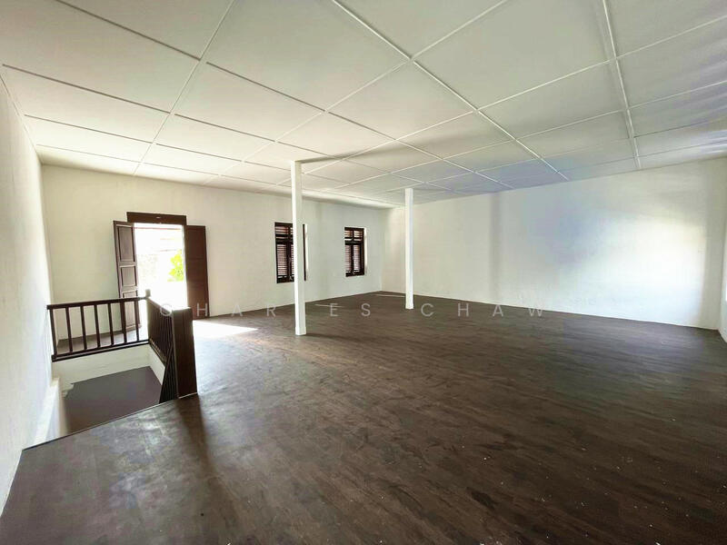 For Rent - Lebuh Chulia 2 Sty Shophouse 1930 Sq.ft Georgetown Off Love Lane
