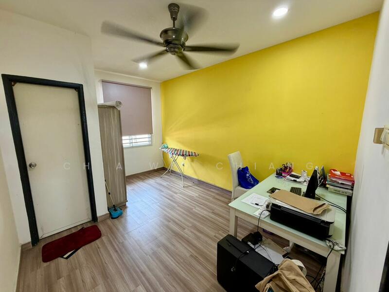 For Sale - Taman Kempas Indah