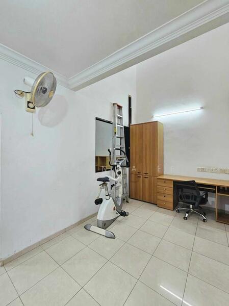 For Sale - Johor Bahru Taman Johor Jaya Renovated Single Storey Terrace 3bed