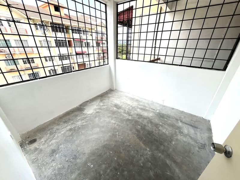 For Sale - Intana Ria