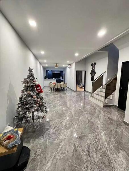 For Sale - Taman Molek Tamans Moleks