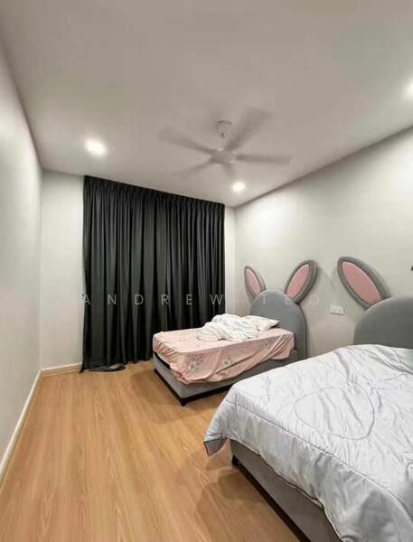 For Sale - Taman Molek Tamans Moleks