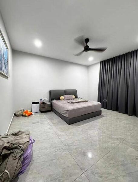 For Sale - Taman Molek Tamans Moleks