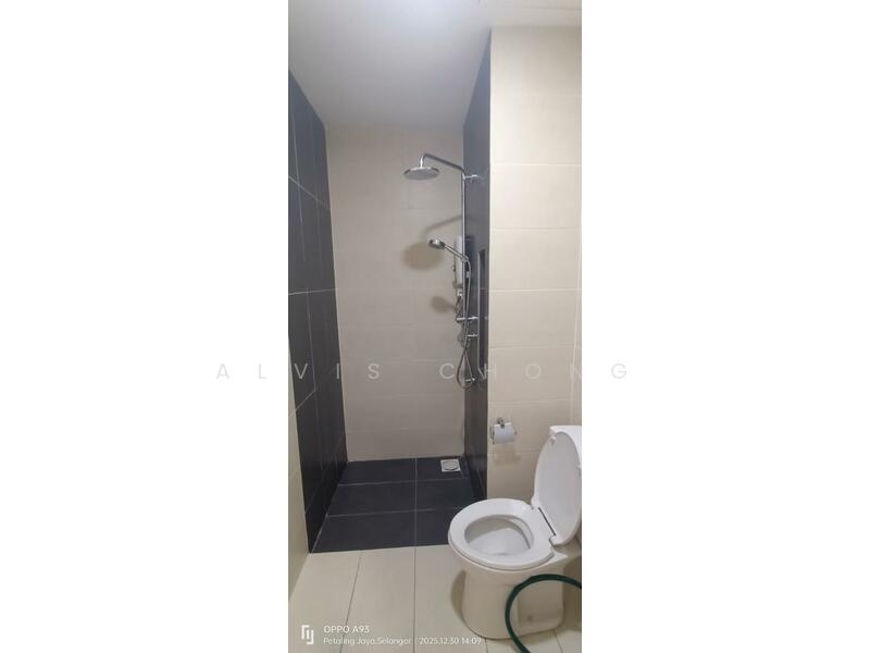 Untuk Disewa - Pacific Star