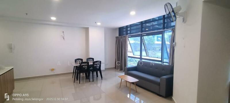 Untuk Disewa - Pacific Star