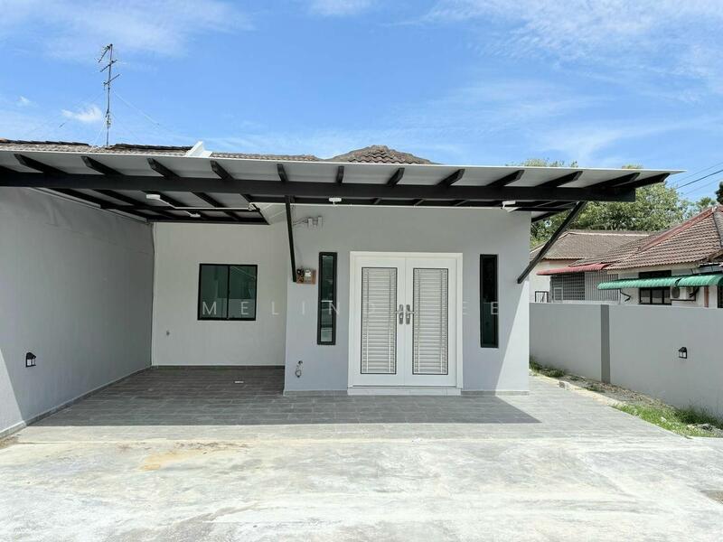 Kangkar Pulai Taman Teratai Refurbish 1 Storey Terrace Corner 3bed untuk Untuk Dijual - RM 678,000, Feb 2026 - PropertyGuru.com.my