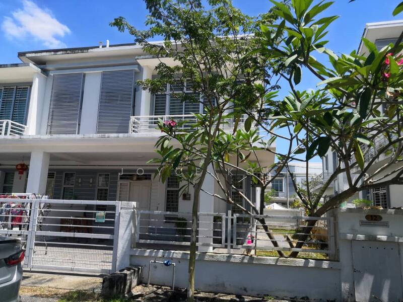 Semi-Detached House for Sale in Bandar Saujana Putra (Tanjong Duabelas) - Joyce Kok - PropertyGuru.com.my