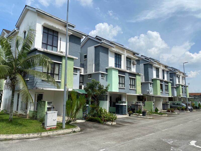 For Rent - Park Villa Townhouse