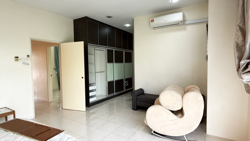For Rent - Park Villa Townhouse