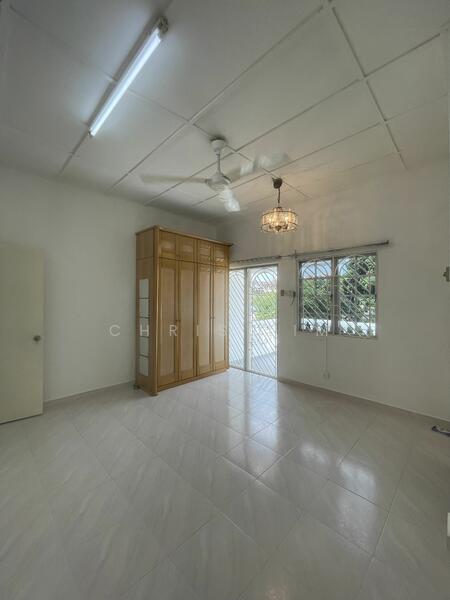 Untuk Disewa - Sri Petaling 2-Storey House for Rent
