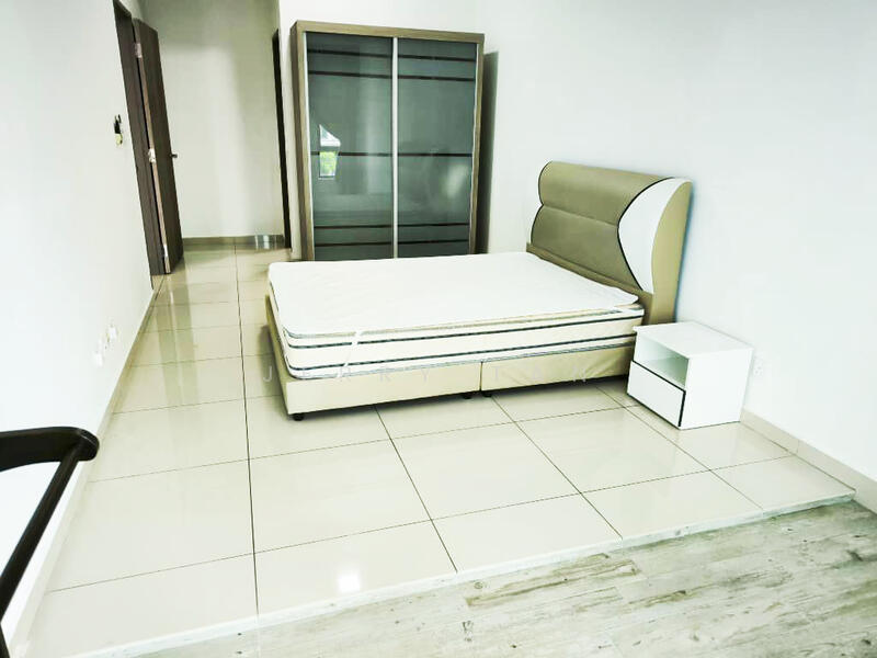 For Rent - Tree Sparina