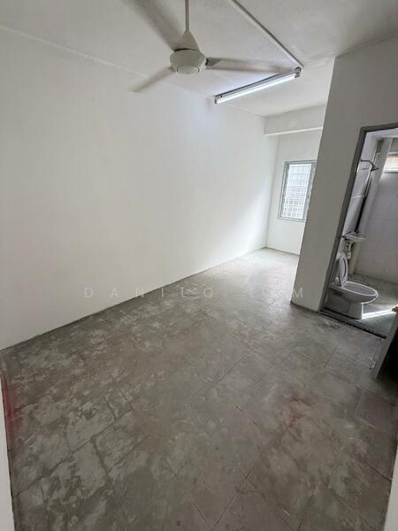 Damai Perdana, 20x70, Facing Northeast, Original Look, Well Maintained untuk Untuk Dijual - RM 650,000, Feb 2026 - PropertyGuru.com.my