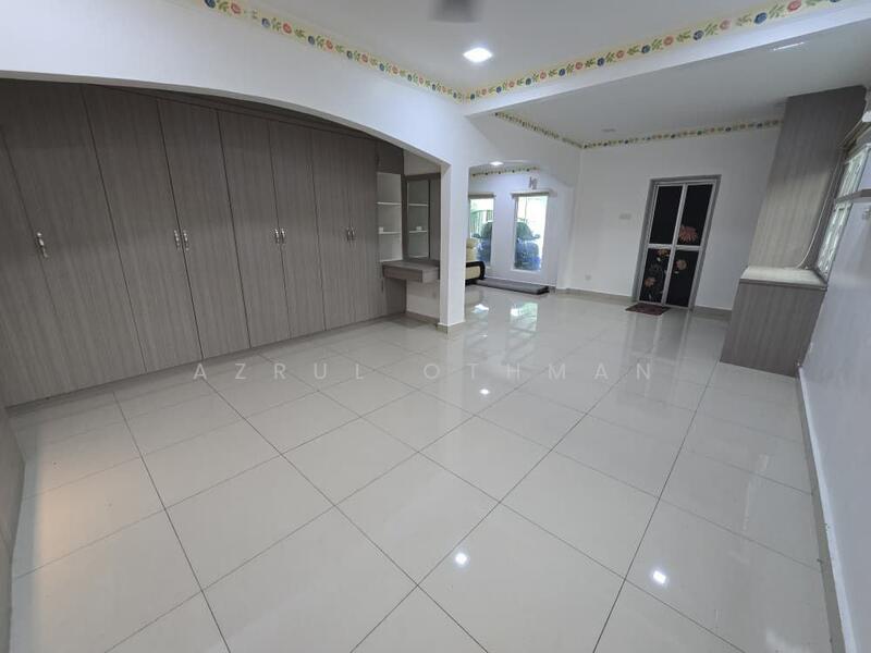 Semi-Detached House for Sale in Taman Tasik Jaya (Senawang) - Azrul Othman - PropertyGuru.com.my