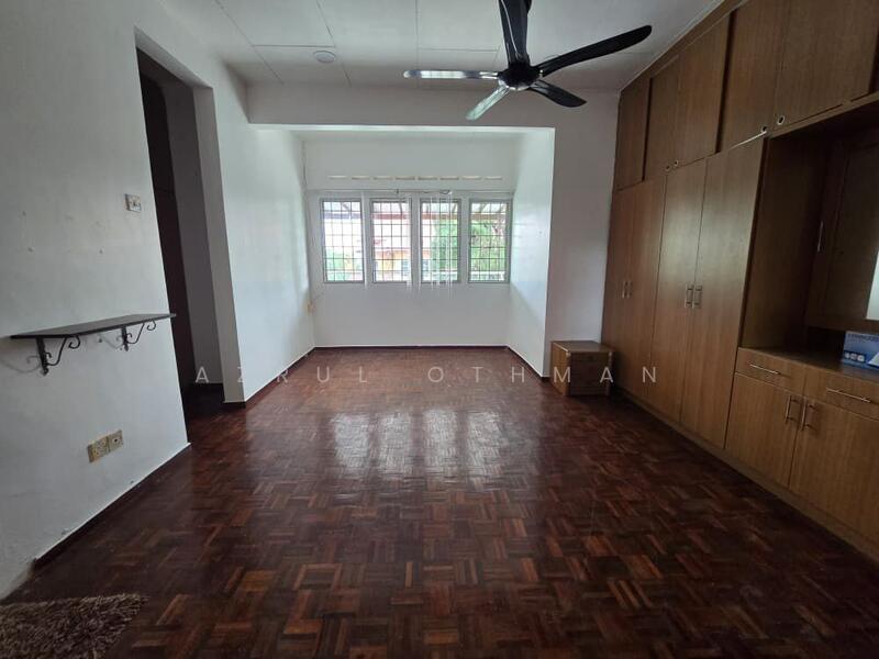 Semi-Detached House for Sale in Taman Tasik Jaya (Senawang) - Azrul Othman - PropertyGuru.com.my
