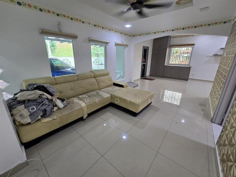 Semi-Detached House for Sale in Taman Tasik Jaya (Senawang) - Azrul Othman - PropertyGuru.com.my