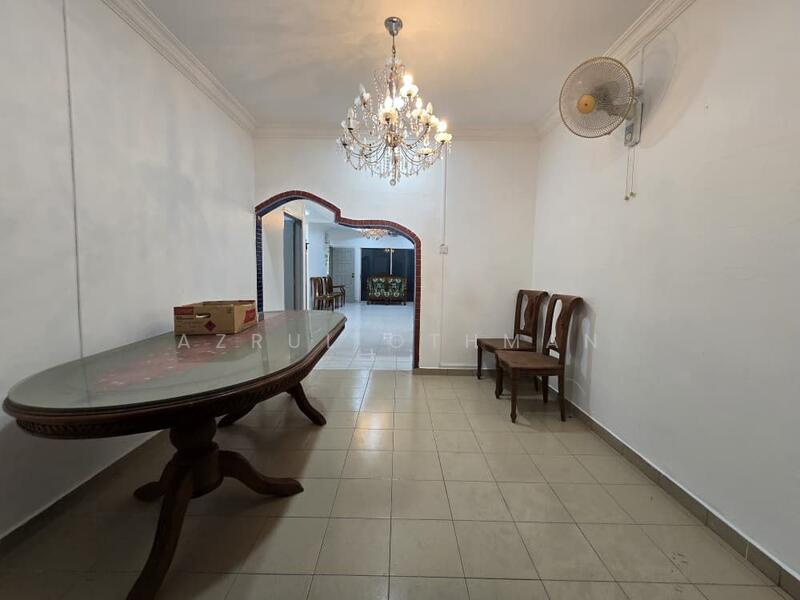 Semi-Detached House for Sale in Taman Tasik Jaya (Senawang) - Azrul Othman - PropertyGuru.com.my