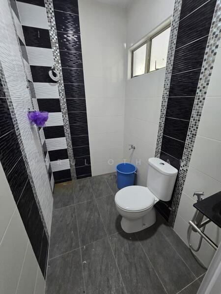 Semi-Detached House for Sale in Taman Tasik Jaya (Senawang) - Azrul Othman - PropertyGuru.com.my