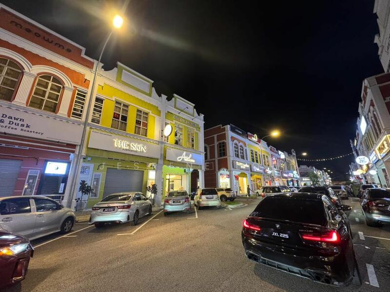 For Sale - Taman Mount Austin