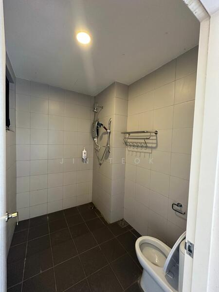 For Rent - Meridin Executive Suites