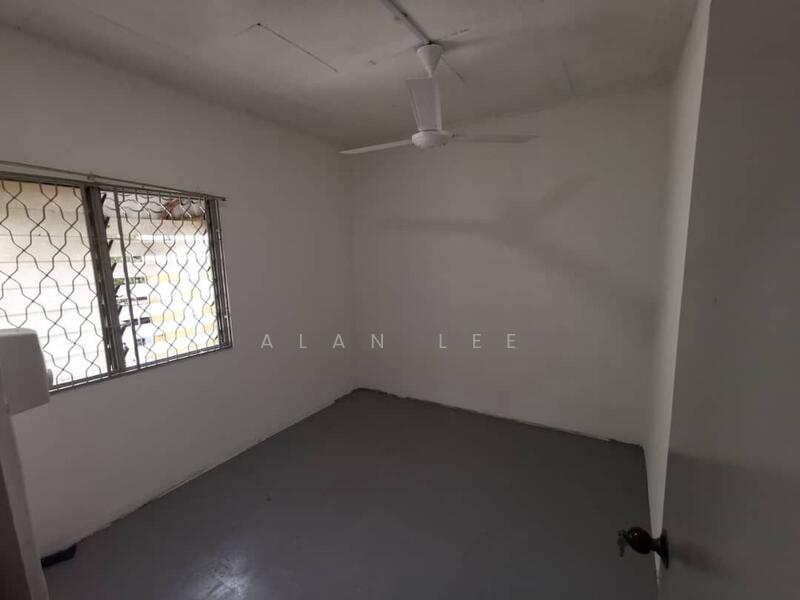 For Sale - Flat Bandar Selesa Jaya @ Jalan Silat Gayong