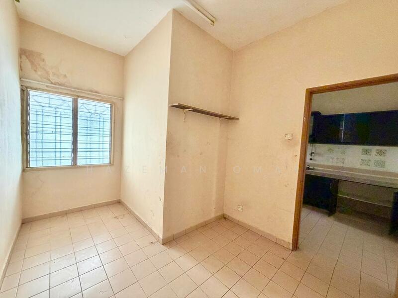 [18x60 - Paling Murah] 2-Storey Terrace Seri Pristana, Saujana Utama untuk Untuk Dijual - RM 400,000, Feb 2026 - PropertyGuru.com.my