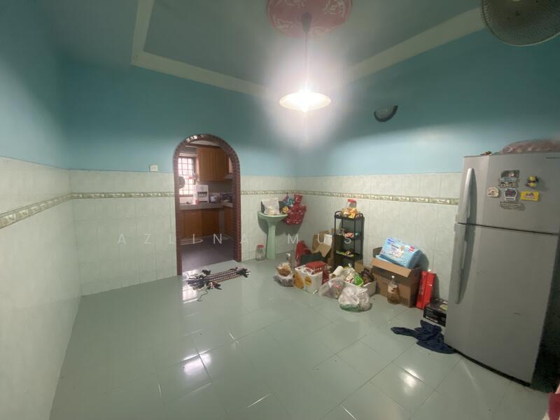 For Sale - Taman Makmur