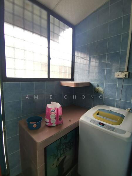 For Sale - Menglembu Taman Wang Double Storey Intermediate Corner For Sale