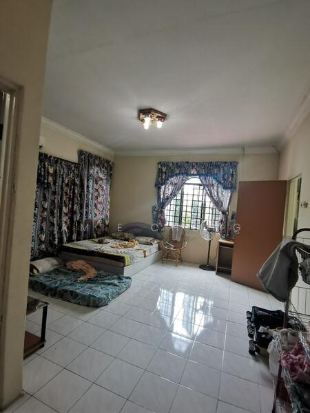 For Sale - Menglembu Taman Wang Double Storey Intermediate Corner For Sale