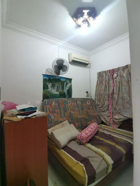 For Sale - Menglembu Taman Wang Double Storey Intermediate Corner For Sale