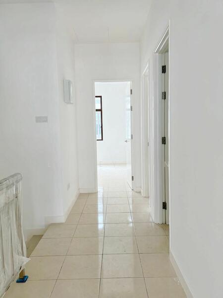 For Sale - Bandar Uda Utama