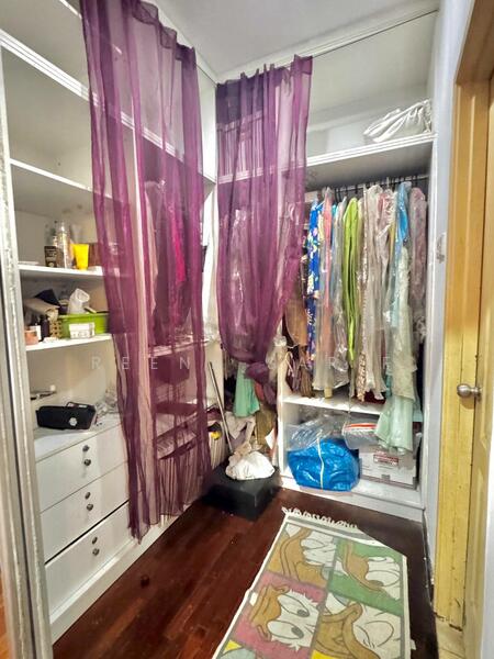 2-storey Terraced House for Sale in Bukit Jelutong (Shah Alam) - Reena Sarif - PropertyGuru.com.my