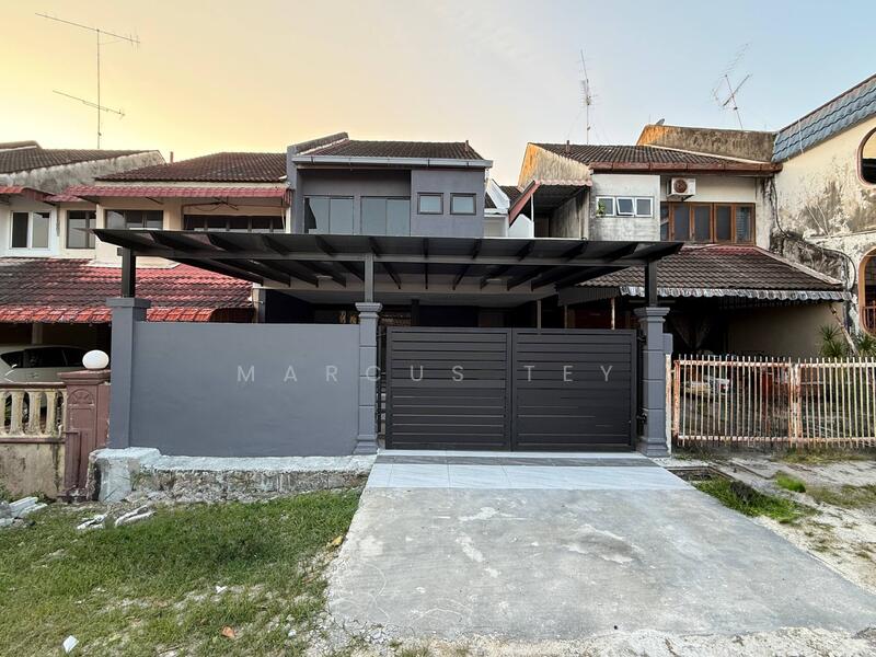 Untuk Dijual - Kluang Kluangs