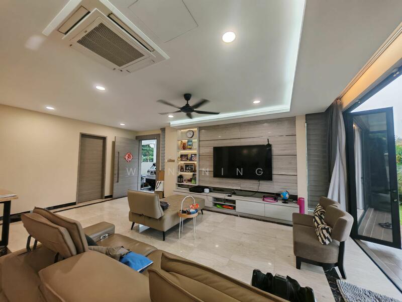 For Sale - Ponderosa green Semi D ( Corner)