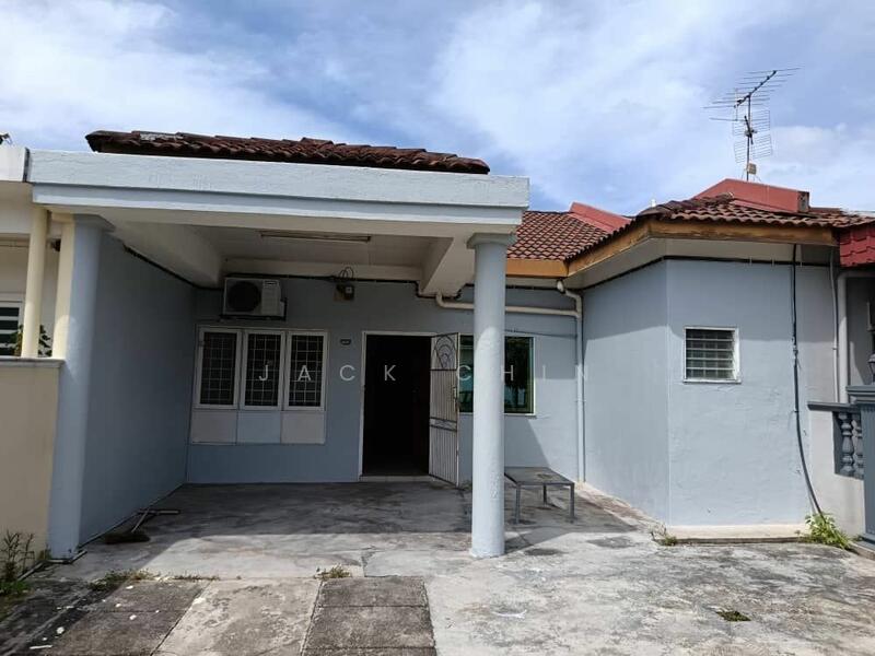 Untuk Disewa - Terraced House at Seremban 2