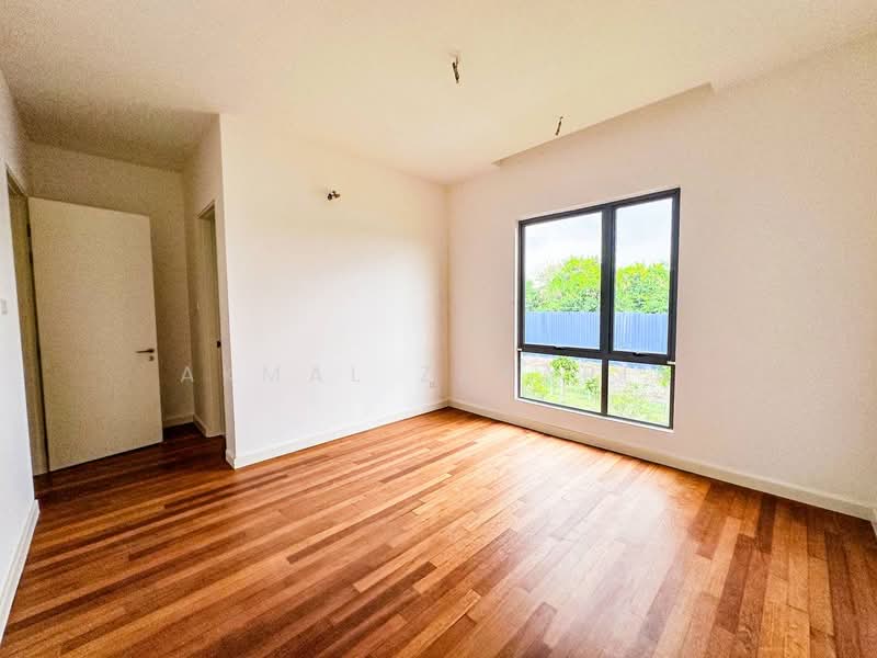 Semi-Detached House for Sale in Shah Alam (Selangor) - Akmal Zakaria - PropertyGuru.com.my