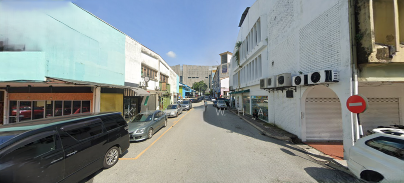 Untuk Disewa - taman melawati lorong perak ground floor shop 22xx80 . melawati square