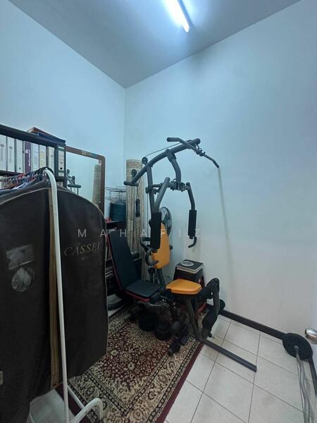 For Sale - Bandar Seri Putra