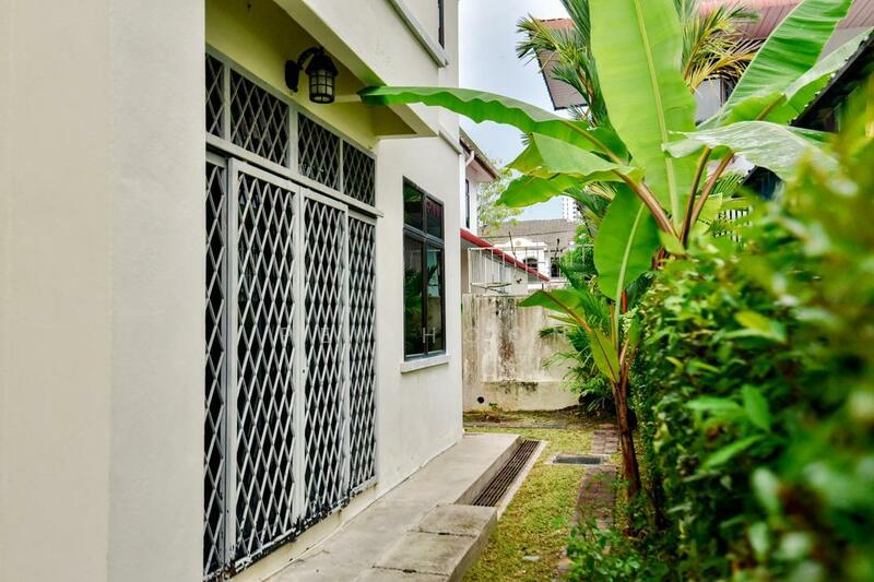 Untuk Dijual - 2 storey semi D at Sungai Emas