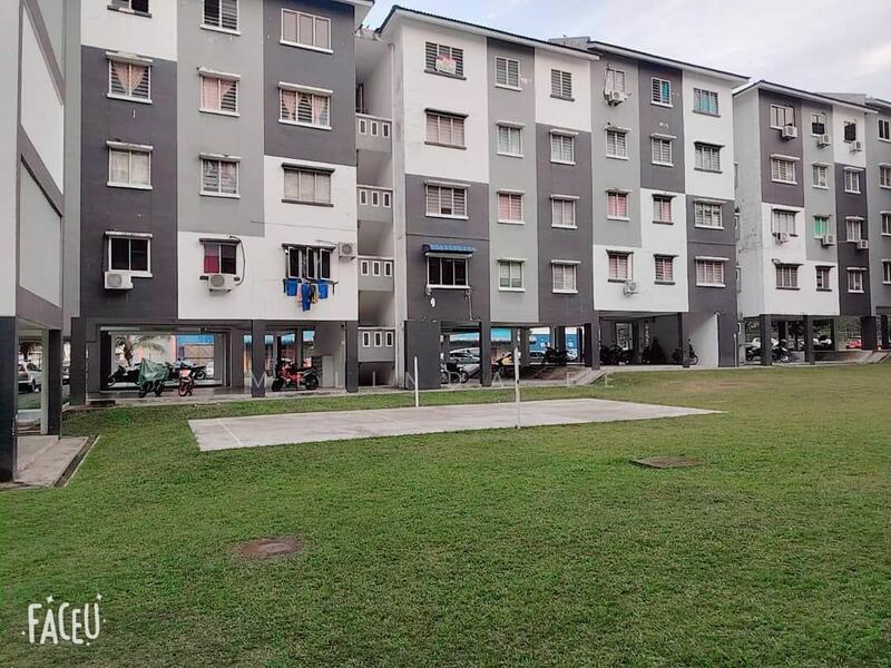 For Sale - Flat Taman Pelangi Indah