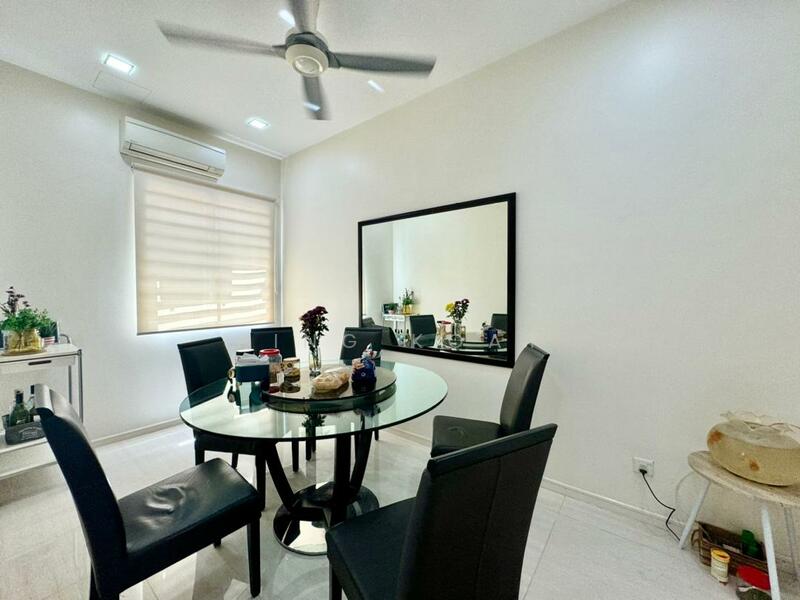 For Rent - 2 PERMAI | MOVE IN CONDITION | GATED GUARDED